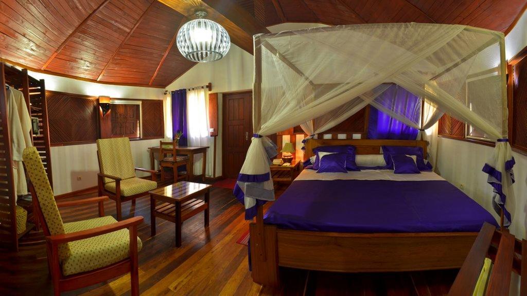 Edena Kely Hotel Mahajanga Buitenkant foto