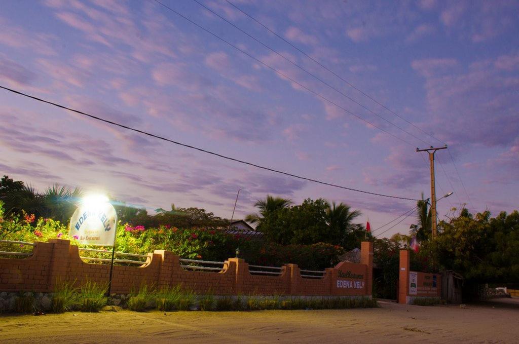 Edena Kely Hotel Mahajanga Buitenkant foto